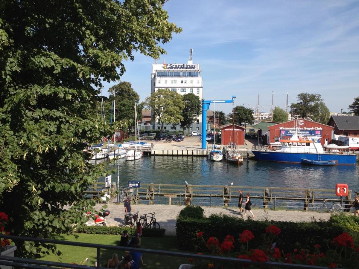 Doppelzimmer Buffet, Direkt Am Alten Strom Rostock
