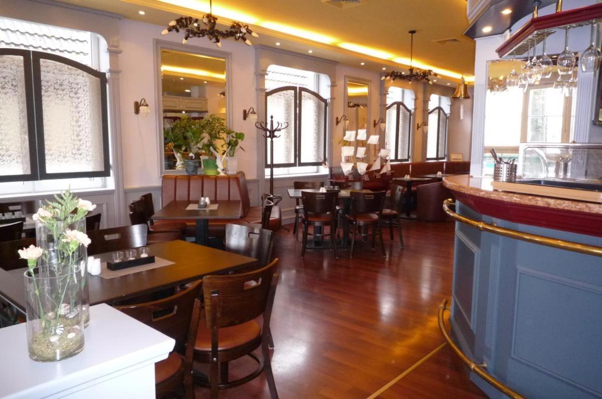 Doppelzimmer Buffet, Direkt Am Alten Strom * Rostock